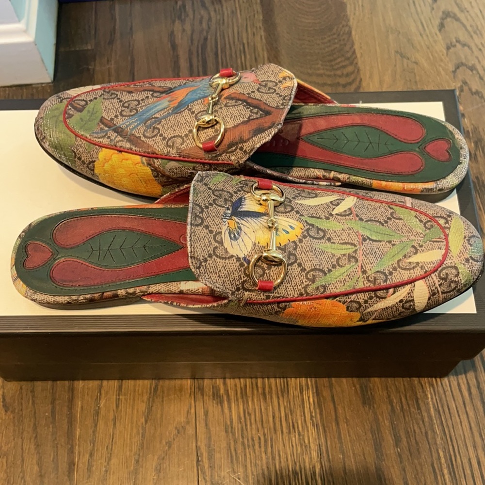 Gucci Slides - Picture 3 of 5